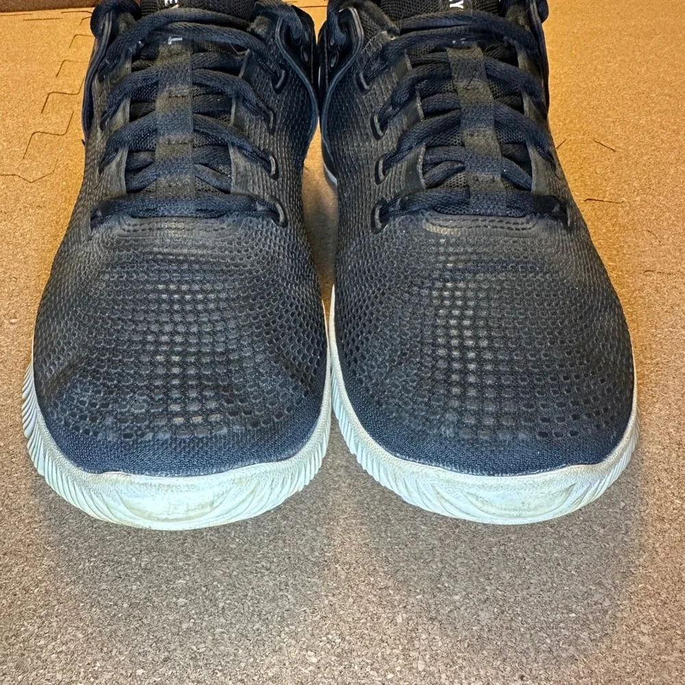 Nike Air Zoom Hyperace 2 Womens 10 Volleyball Shoes Black White AA0286-001